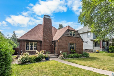 Tiny photo for 4214 Robinson St, Duluth, MN 55804 (MLS # 6127826)