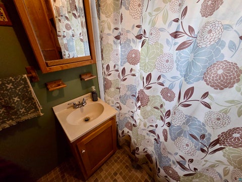 Tiny photo for 117 W Virginia Ave, Gilbert, MN 55741 (MLS # 6128016)