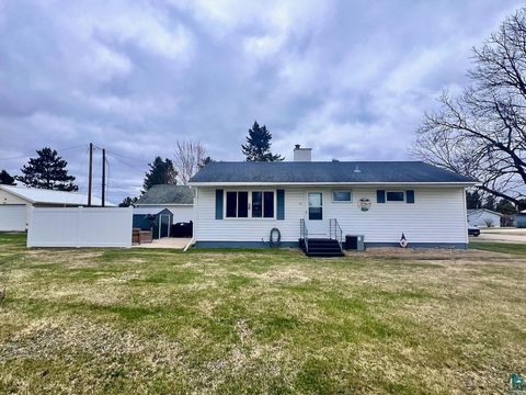 Photo of 32 Dogwood Blvd, Babbitt, MN 55706 (MLS # 6125116)