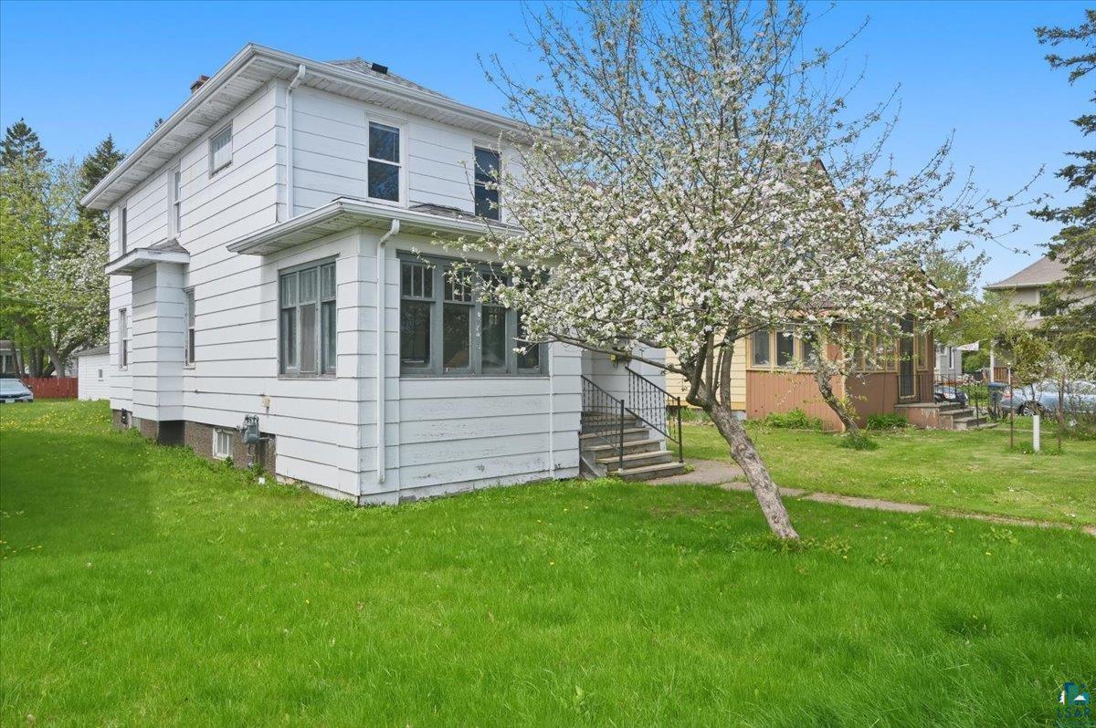 1303 Baxter Ave