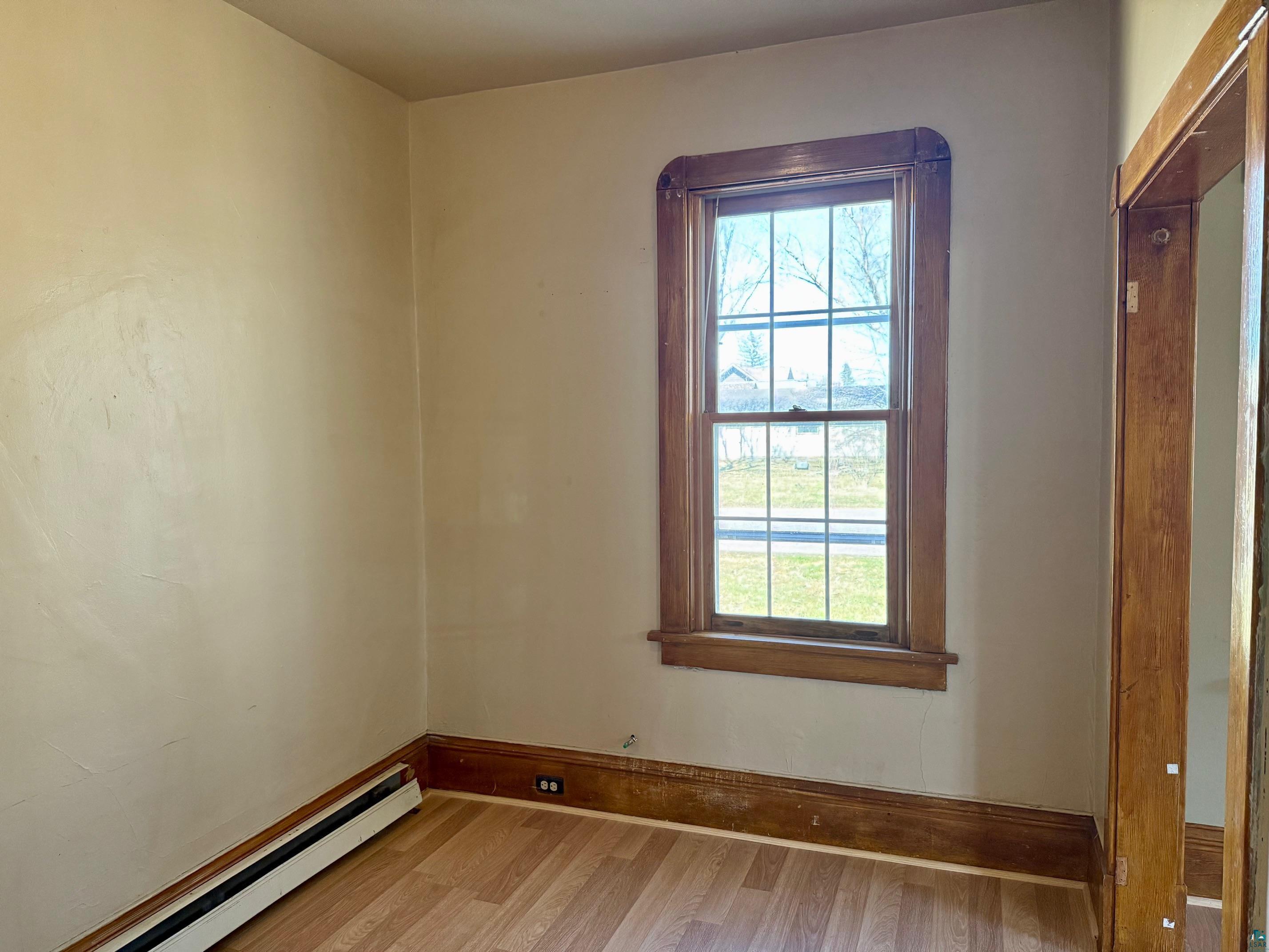 609 14th Ave E
