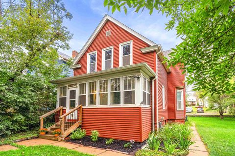 Photo of 3215 Vernon St, Duluth, MN 55806 (MLS # 6121827)