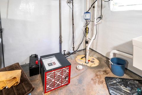 Tiny photo for 4405 Cooke St, Duluth, MN 55804 (MLS # 6123816)