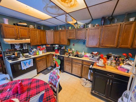 Tiny photo for 10 S 58th Ave W Ave, Duluth, MN 55807 (MLS # 6123293)