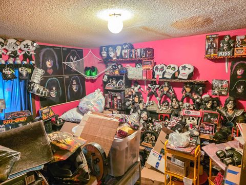 Tiny photo for 10 S 58th Ave W Ave, Duluth, MN 55807 (MLS # 6123293)