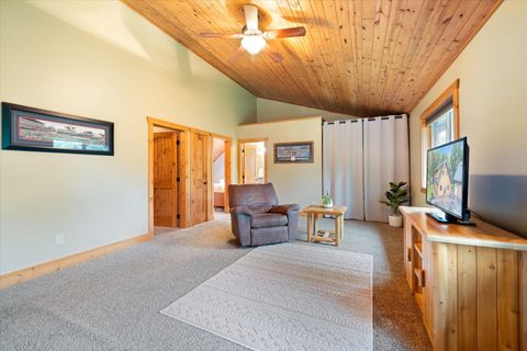 Tiny photo for 140 Patriots Way, Hoyt Lakes, MN 55750 (MLS # 6123405)