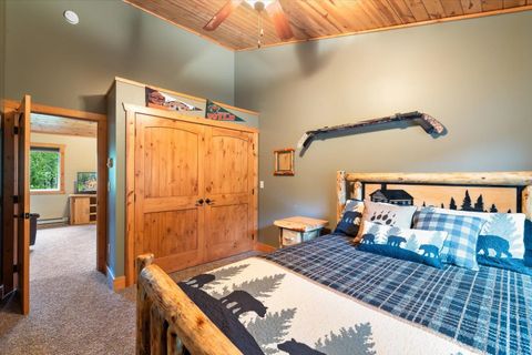 Tiny photo for 140 Patriots Way, Hoyt Lakes, MN 55750 (MLS # 6123405)