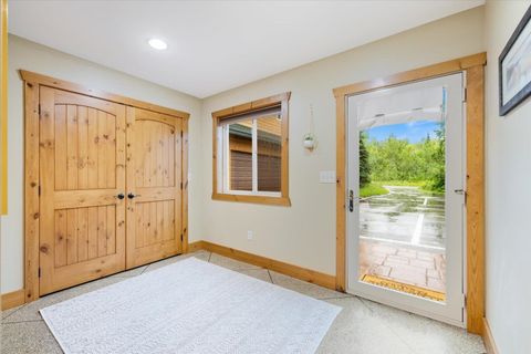 Tiny photo for 140 Patriots Way, Hoyt Lakes, MN 55750 (MLS # 6123405)