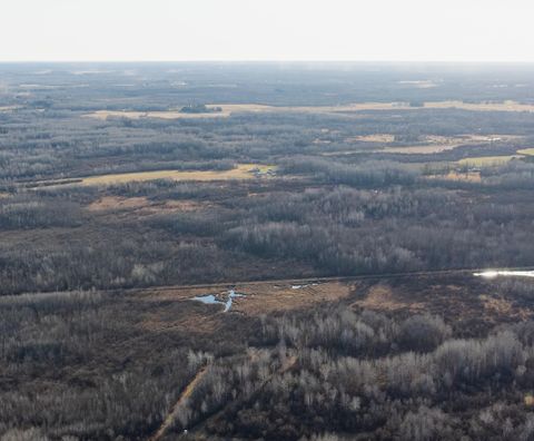 Photo of 601 Brown Rd, Kettle River, MN 55757 (MLS # 6123003)