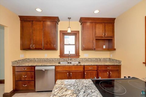 Tiny photo for 845 Grandview Ave, Duluth, MN 55812 (MLS # 6123772)