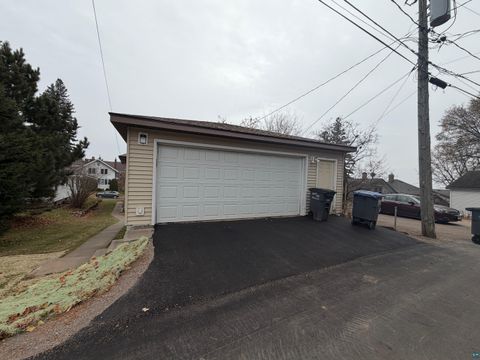 Tiny photo for 845 Grandview Ave, Duluth, MN 55812 (MLS # 6123772)