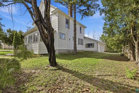 Tiny photo for 825 Fayal Rd, Eveleth, MN 55734 (MLS # 6125437)