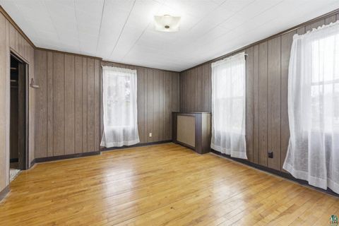 Tiny photo for 825 Fayal Rd, Eveleth, MN 55734 (MLS # 6125437)