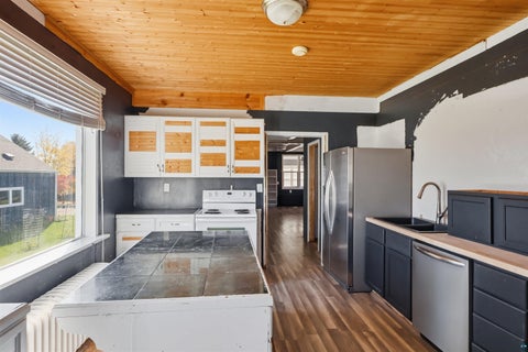 Tiny photo for 911 10th Ave, Two Harbors, MN 55616 (MLS # 6128402)