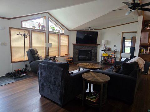 Tiny photo for 13 Spruce Dr, Duluth, MN 55810 (MLS # 6125357)