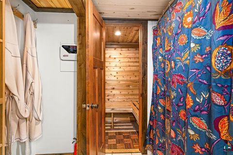 Tiny photo for 4419 Tioga St, Duluth, MN 55804 (MLS # 6124842)