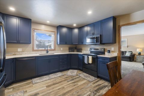 Tiny photo for 704 S 8th Ave W, Virginia, MN 55792 (MLS # 6123567)