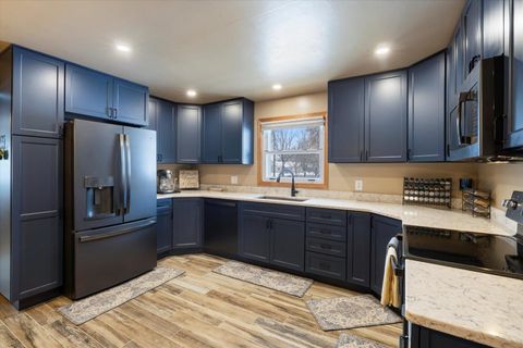 Tiny photo for 704 S 8th Ave W, Virginia, MN 55792 (MLS # 6123567)