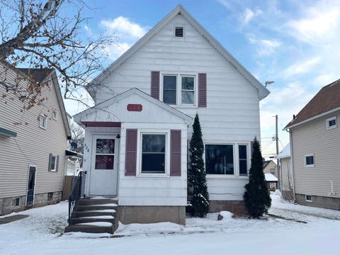 Photo of 528 10th St S, Virginia, MN 55792 (MLS # 6123154)