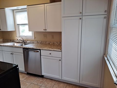 Tiny photo for 937 W Arrowhead Rd, Duluth, MN 55811 (MLS # 6122919)