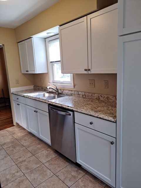 Tiny photo for 937 W Arrowhead Rd, Duluth, MN 55811 (MLS # 6122919)