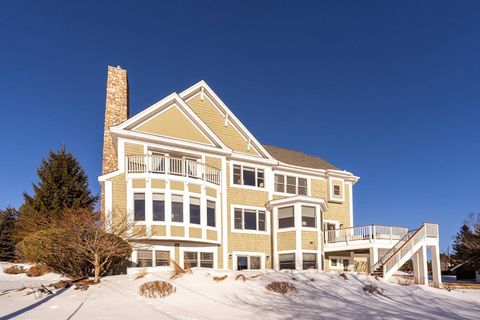 Tiny photo for 2610 E 8th St, Duluth, MN 55812 (MLS # 6123629)