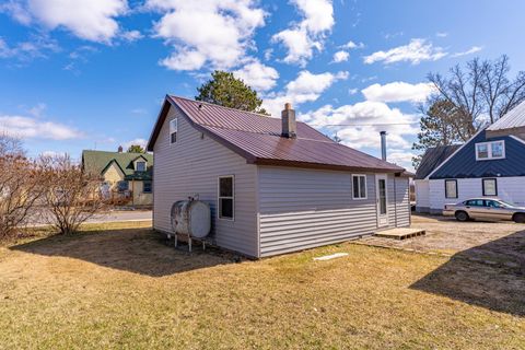 Tiny photo for 25 4th Ave, Soudan, MN 55782 (MLS # 6122765)