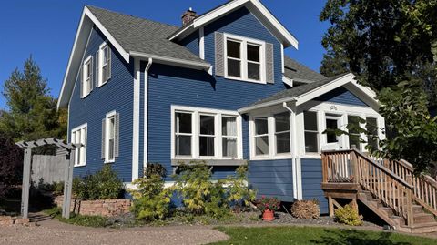 Photo of 5215 Avondale St, Duluth, MN 55804 (MLS # 6122347)