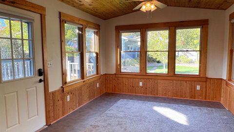 Tiny photo for 5215 Avondale St, Duluth, MN 55804 (MLS # 6122347)