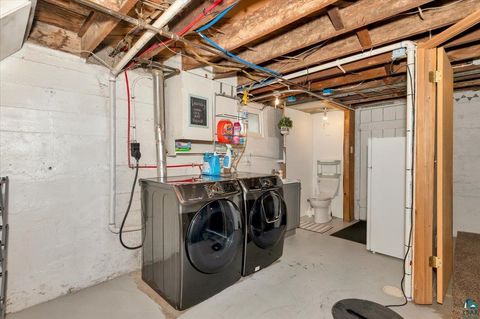 Tiny photo for 4722 Oneida St, Duluth, MN 55804 (MLS # 6123932)