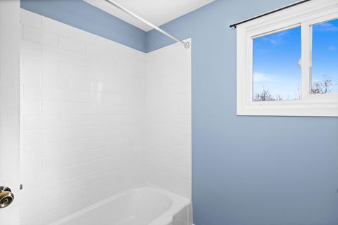 Tiny photo for 4319 Decker Rd, Duluth, MN 55811 (MLS # 6122612)