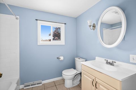 Tiny photo for 4319 Decker Rd, Duluth, MN 55811 (MLS # 6122612)