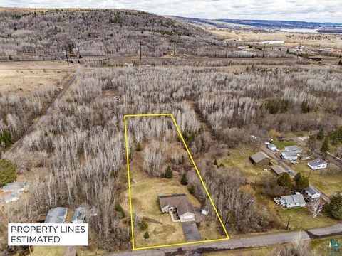 Tiny photo for 615 W Dickson St, Duluth, MN 55808 (MLS # 6124876)