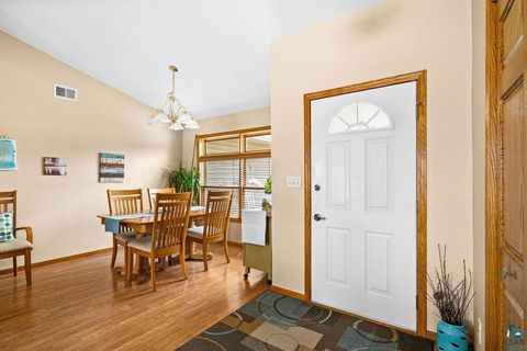 Tiny photo for 615 W Dickson St, Duluth, MN 55808 (MLS # 6124876)