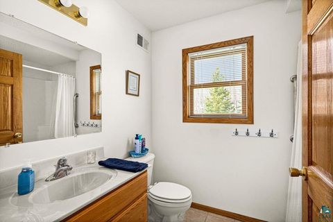 Tiny photo for 615 W Dickson St, Duluth, MN 55808 (MLS # 6124876)