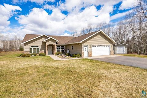 Tiny photo for 615 W Dickson St, Duluth, MN 55808 (MLS # 6124876)
