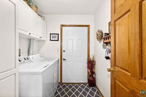 Tiny photo for 615 W Dickson St, Duluth, MN 55808 (MLS # 6124876)
