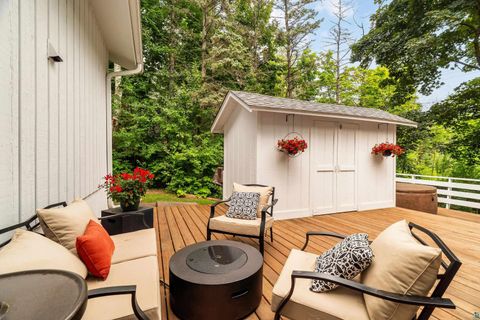 Tiny photo for 630 Valley Dr, Duluth, MN 55804 (MLS # 6124194)