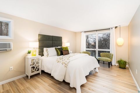 Tiny photo for 630 Valley Dr, Duluth, MN 55804 (MLS # 6124194)