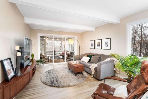 Tiny photo for 630 Valley Dr, Duluth, MN 55804 (MLS # 6124194)