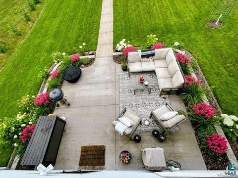 Tiny photo for 4025 Gladstone St, Duluth, MN 55804 (MLS # 6124170)