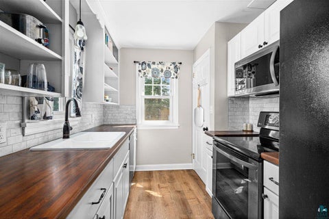 Tiny photo for 1410 Fern Ave, Duluth, MN 55805 (MLS # 6127286)
