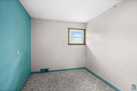Tiny photo for 145 E Toledo St, Duluth, MN 55811 (MLS # 6125455)