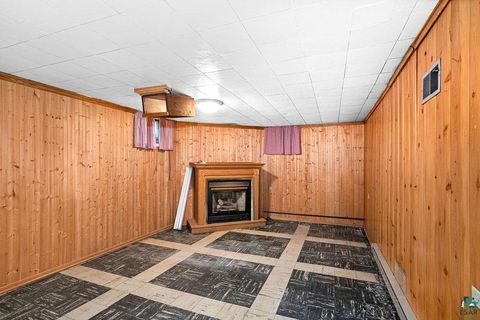 Tiny photo for 145 E Toledo St, Duluth, MN 55811 (MLS # 6125455)