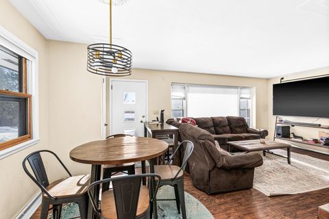 Tiny photo for 105 Lyons St, Duluth, MN 55811 (MLS # 6123233)