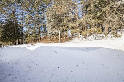 Tiny photo for 105 Lyons St, Duluth, MN 55811 (MLS # 6123233)