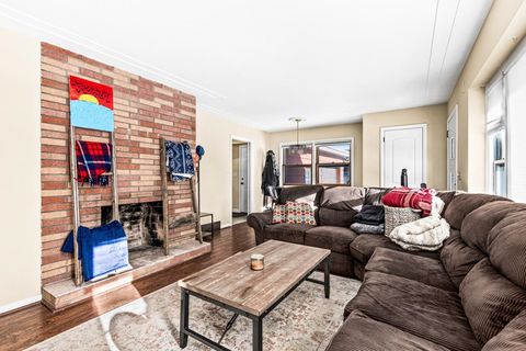 Tiny photo for 105 Lyons St, Duluth, MN 55811 (MLS # 6123233)