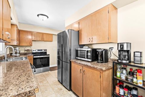 Tiny photo for 105 Lyons St, Duluth, MN 55811 (MLS # 6123233)