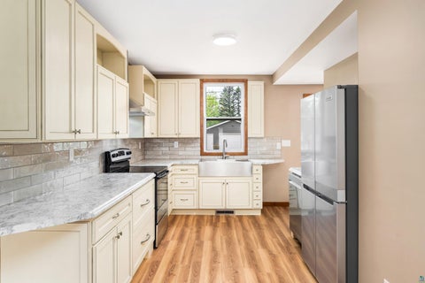 Tiny photo for 1515 101st Ave W AVE, Duluth, MN 55808 (MLS # 6127113)
