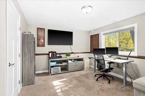 Tiny photo for 4363 Sugar Maple Dr, Hermantown, MN 55811 (MLS # 6122516)